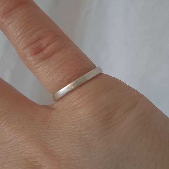 Assortment Rings 925 Silver Size 7 or 8 - Picture 7 of 7